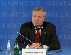 NATO Secretary General Jaap de Hoop Scheffer